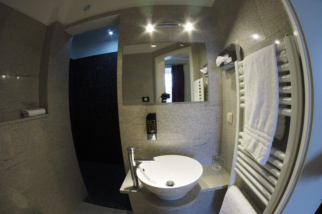 Großes Doppelzimmer