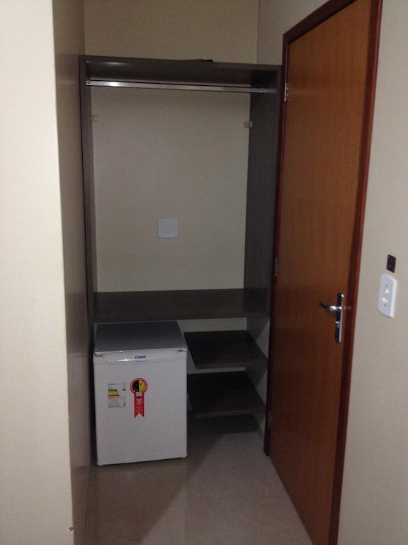 Quarto com Cama de Casal ou 2 de Solteiro