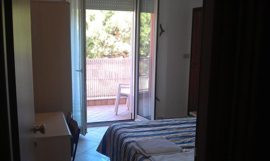 Double Room,247546605:JPEG