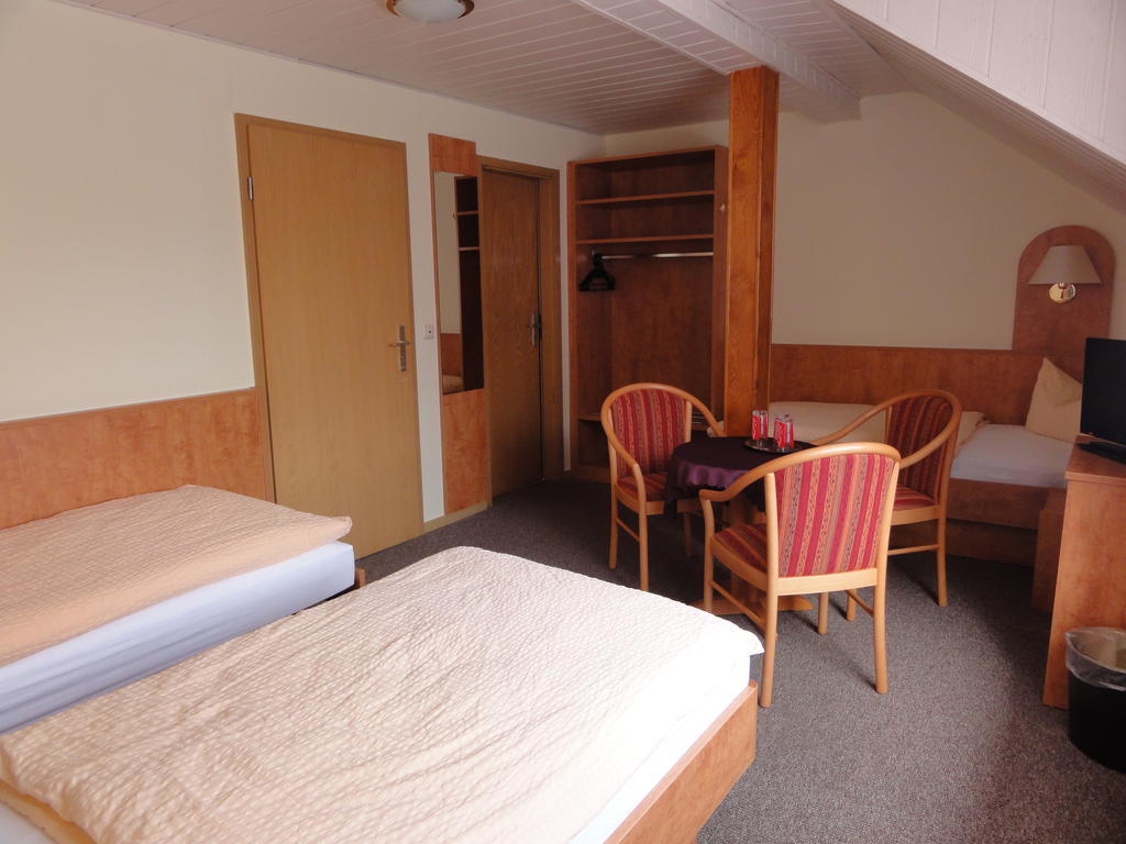 Dreibettzimmer