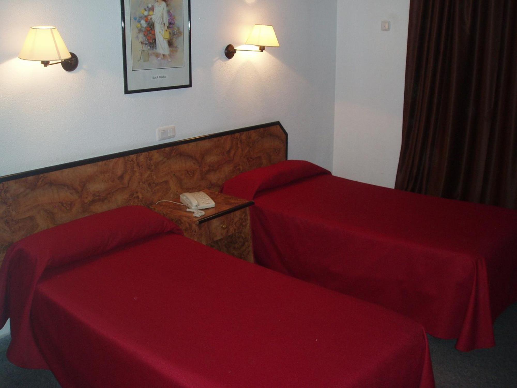 Double Room,917954005:JPEG