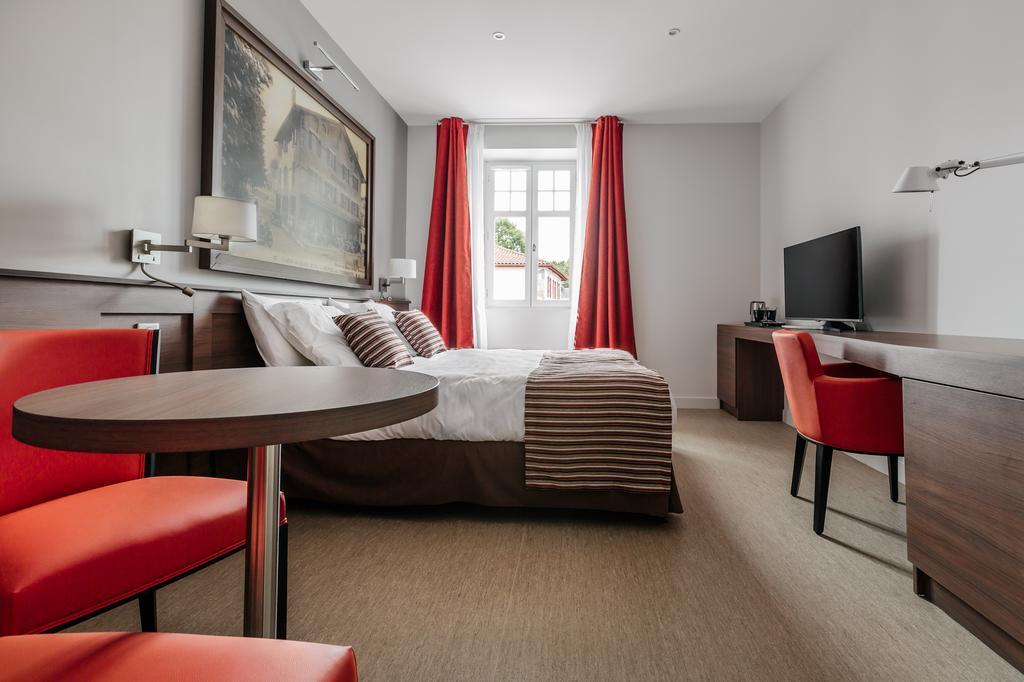 Studio avec Terrasse et Cuisine en Option