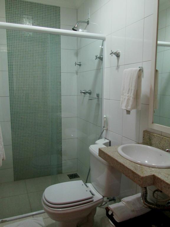 Quarto Superior com Cama de Casal ou 2 de Solteiro