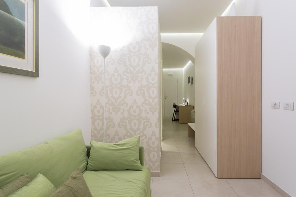 Classic Triple Room,266255849:JPEG