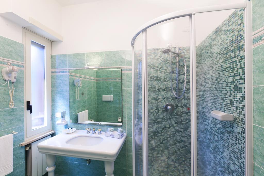 Suite with Sea View,1680579555:JPEG