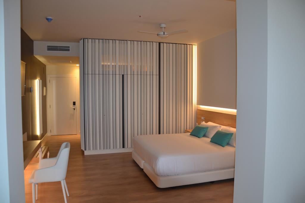Junior Suite with Sea View,272478653:JPEG