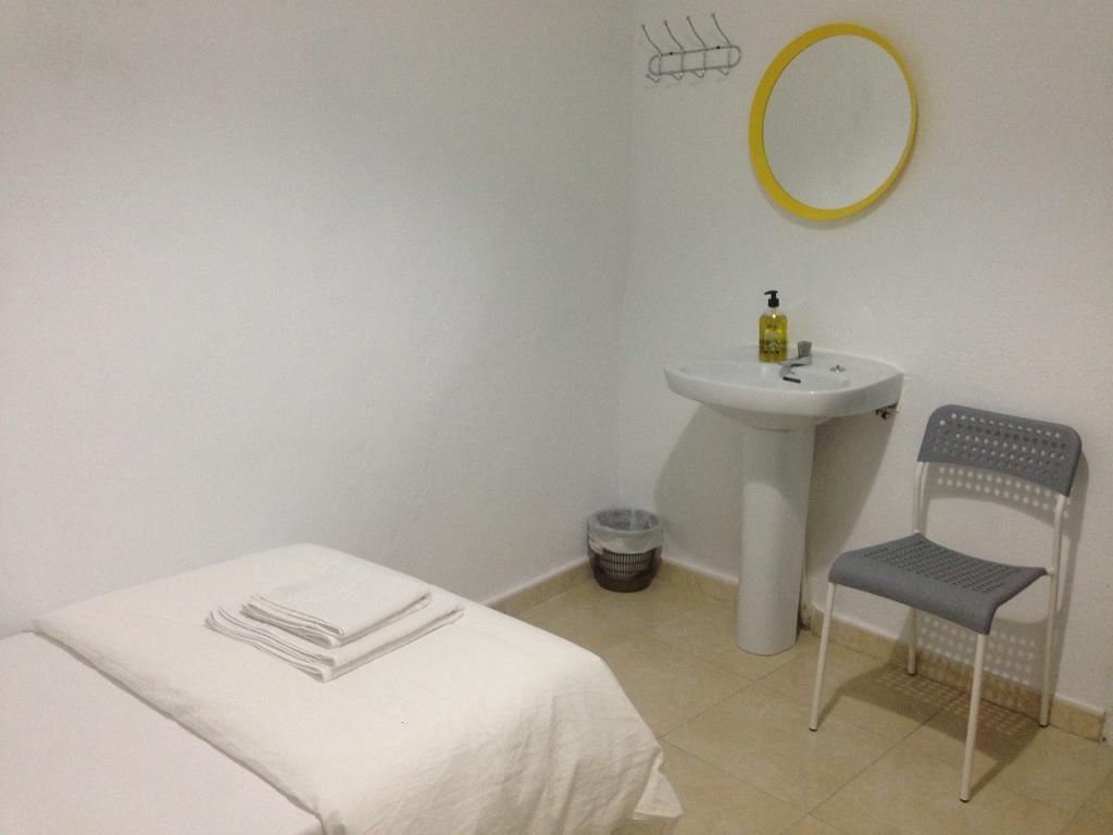 Standard Single Room,273894009:JPEG