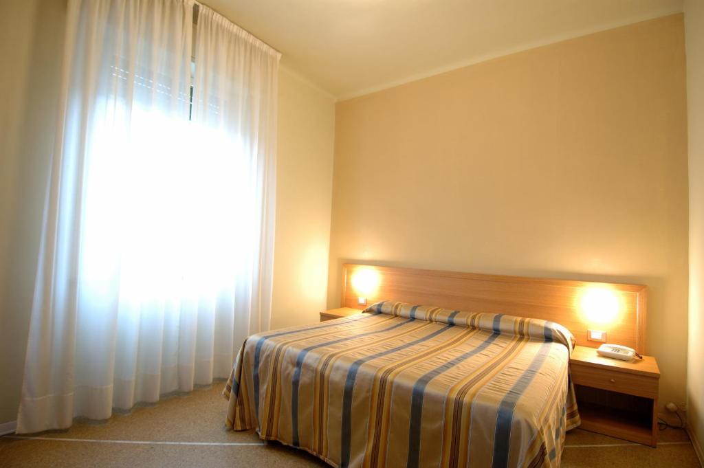 Habitación Doble con baño compartido - 1 o 2 camas