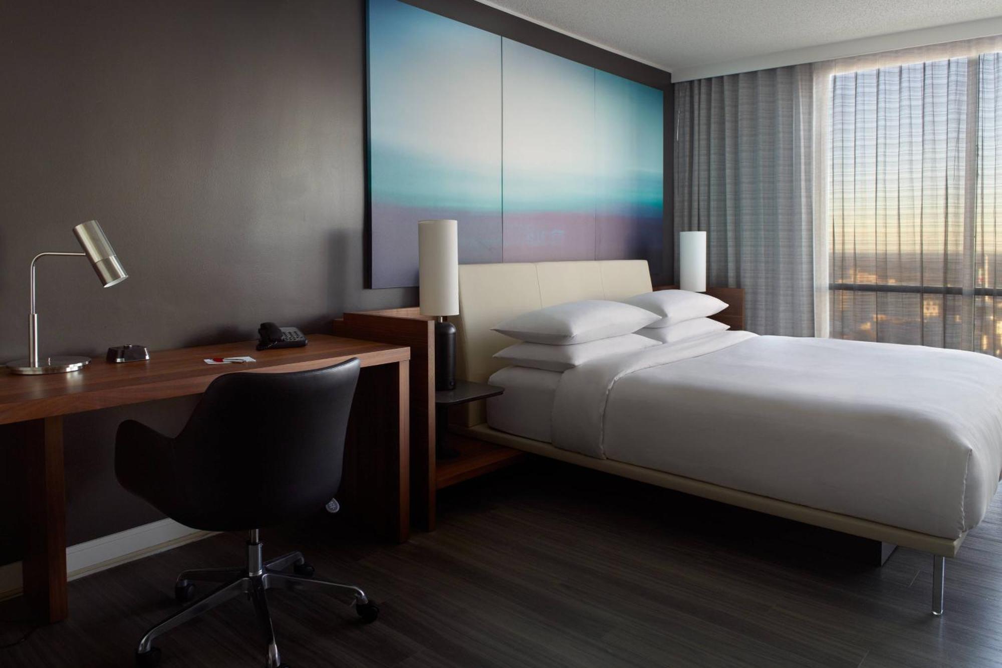 King Studio Suite