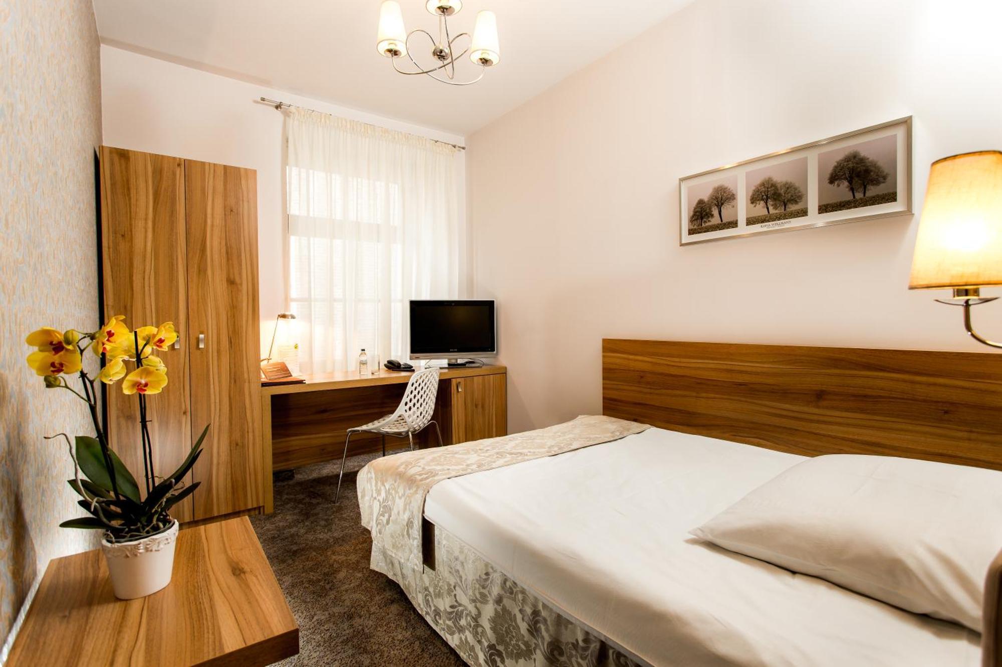 Standard Zimmer mit 1 Queensize-Bett