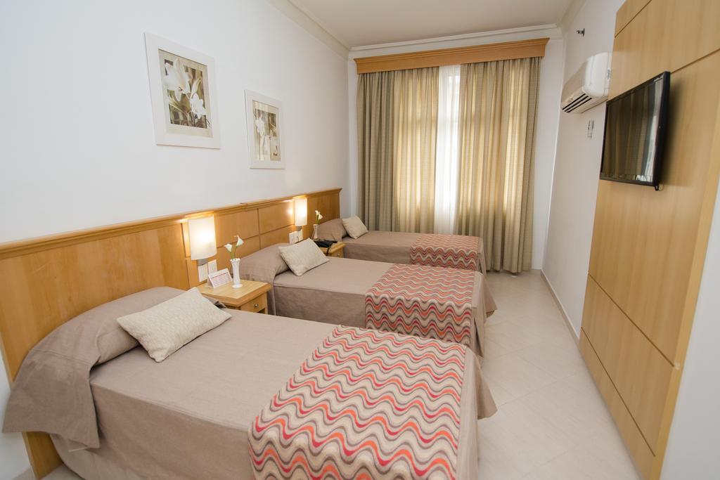 Standard Triple Room Single Beds,1077988924:JPEG