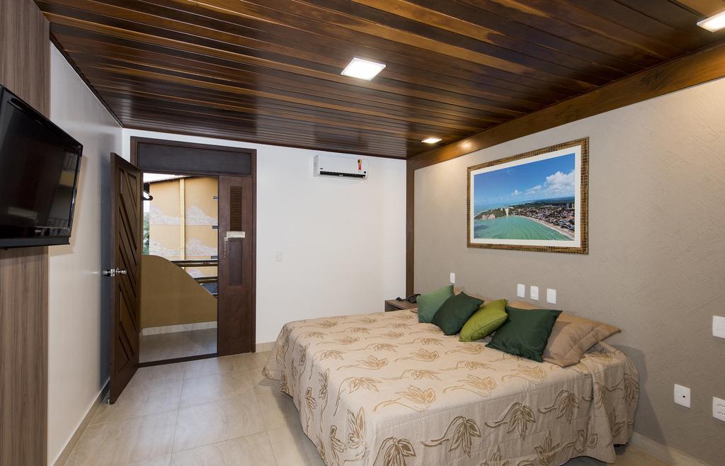 Quarto Econômico com Cama de Casal ou 2 de Solteiro
