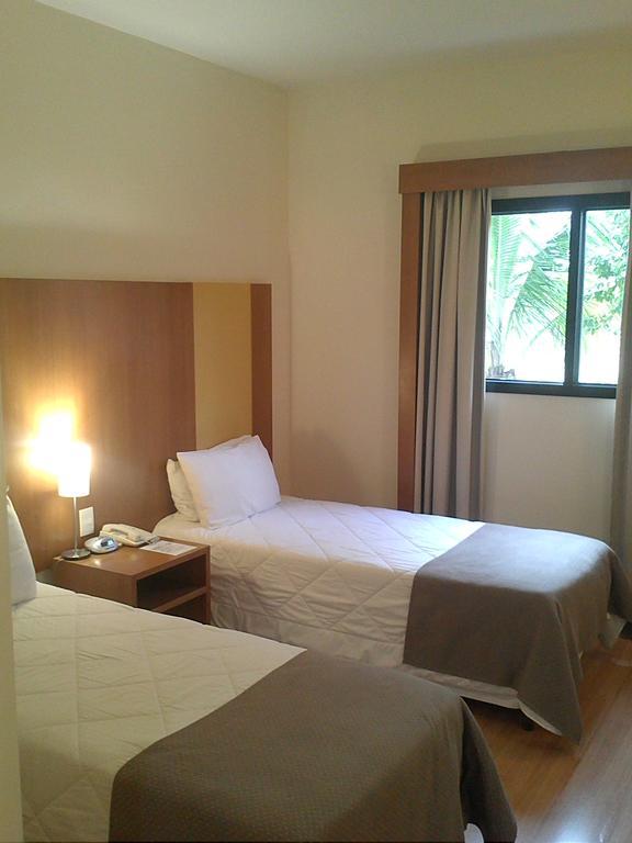 Quarto Individual Standard