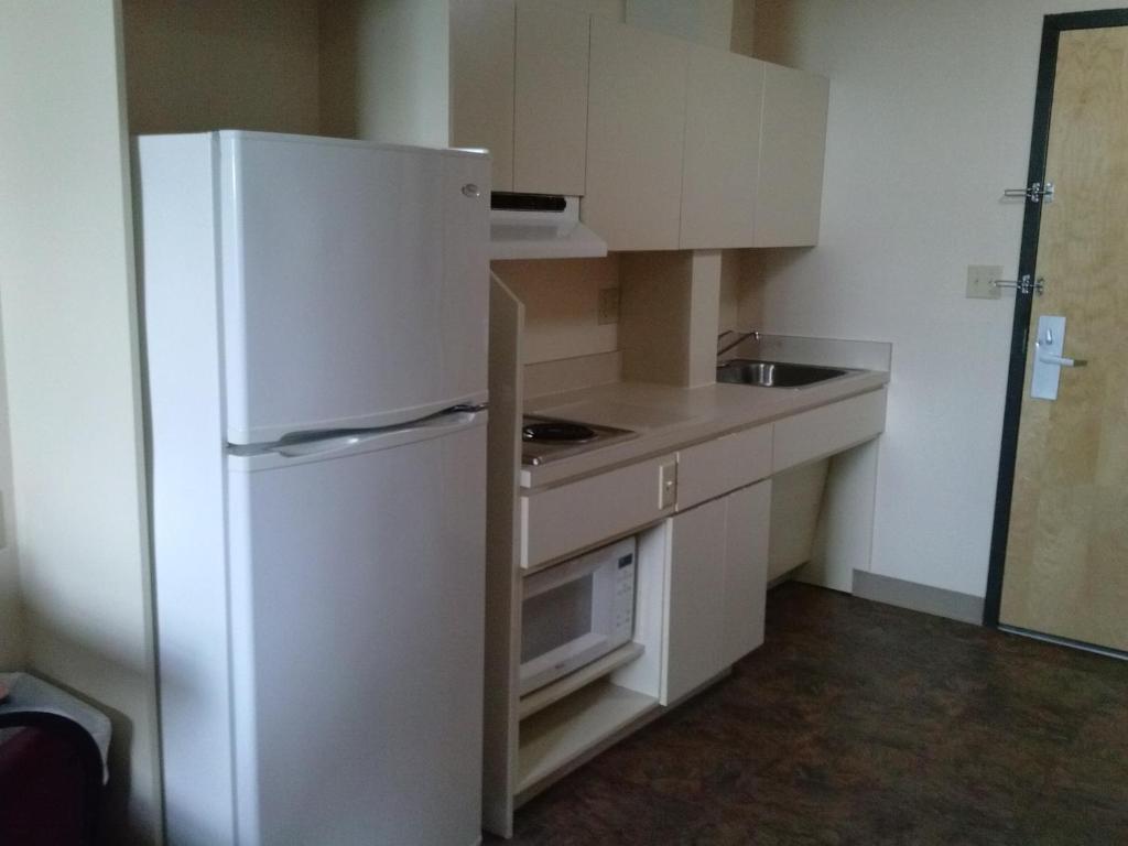 Studio (3 Adults)