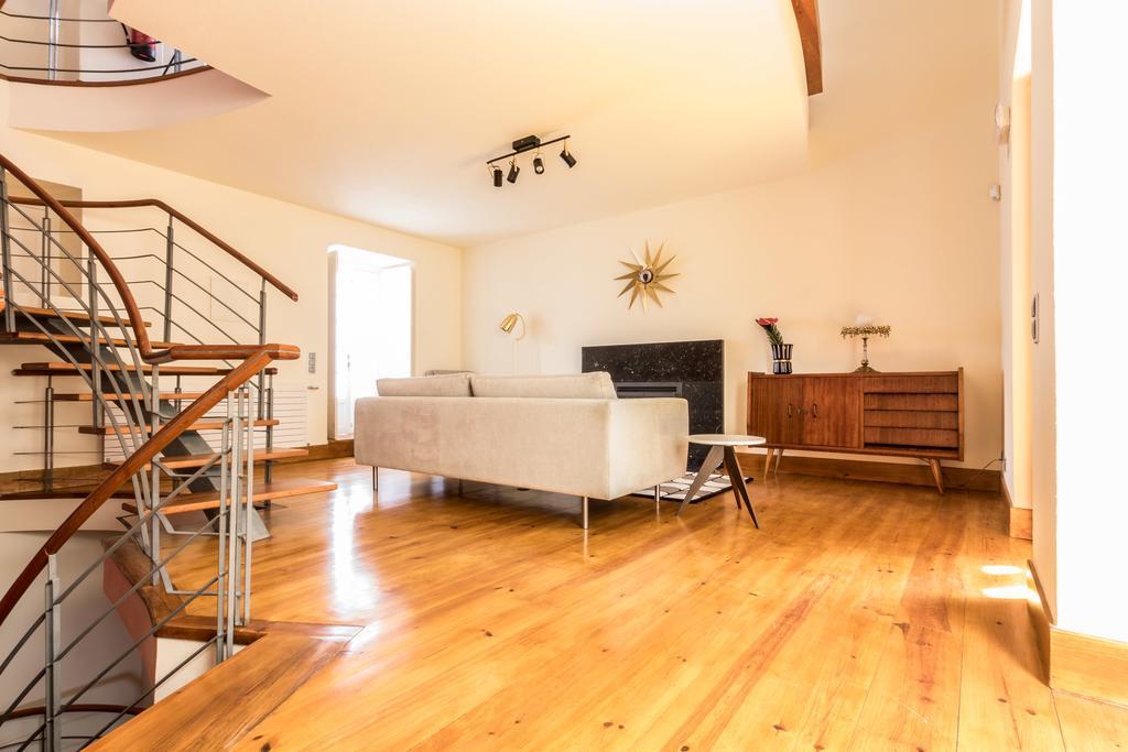 Villa com Piscina Privada