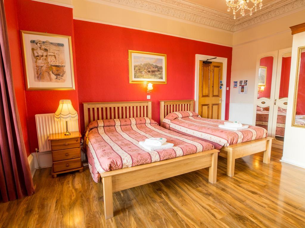 Dreibettzimmer