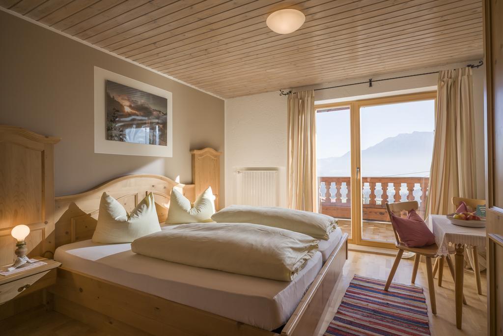Doppelzimmer mit Balkon