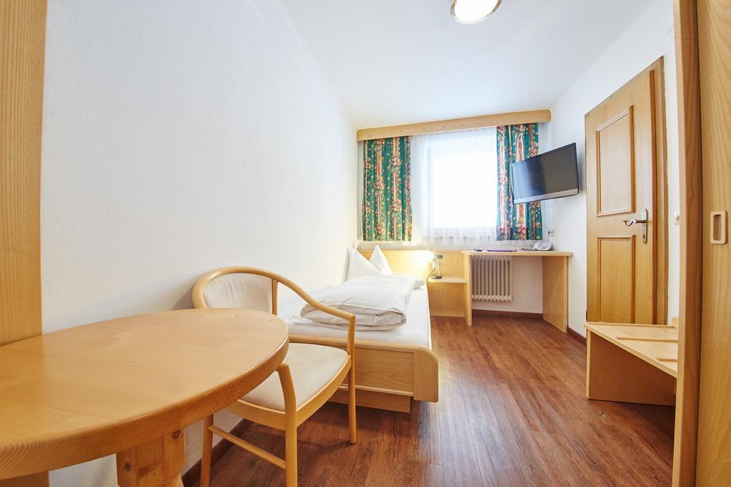 Single Room,1188284533:JPEG