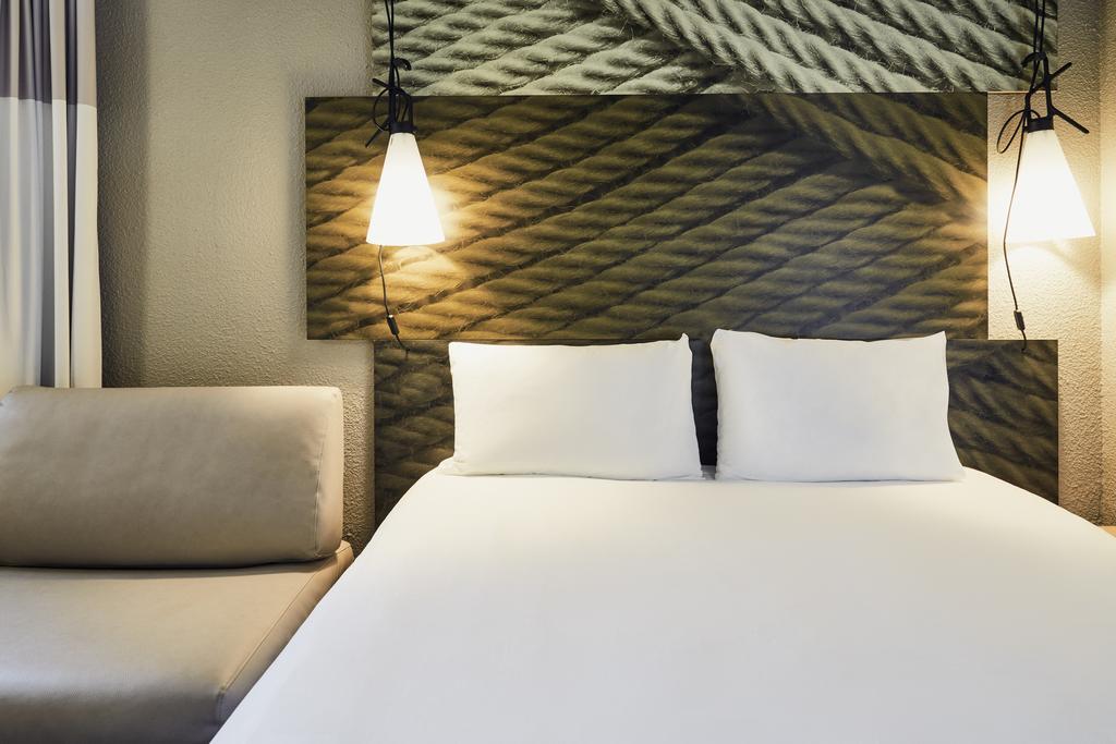 Quarto Duplo Standard