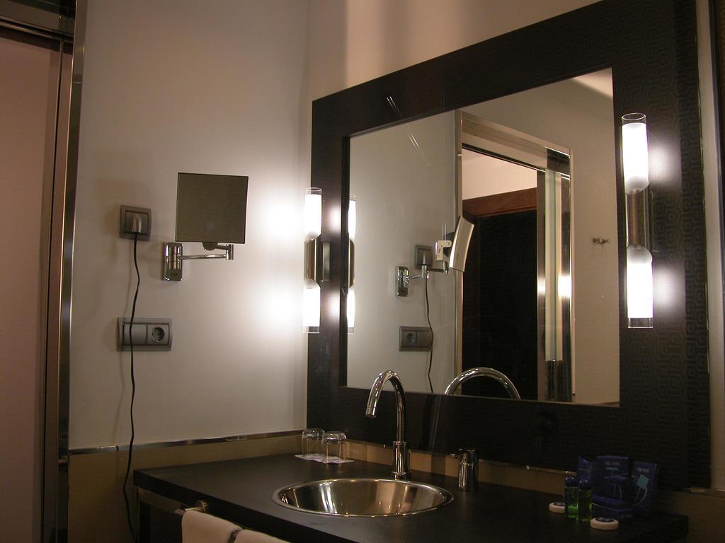 Standard Twin Room,1690938655:JPEG