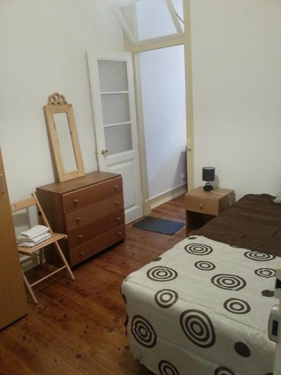 Zweibettzimmer mit Gemeinschaftsbad