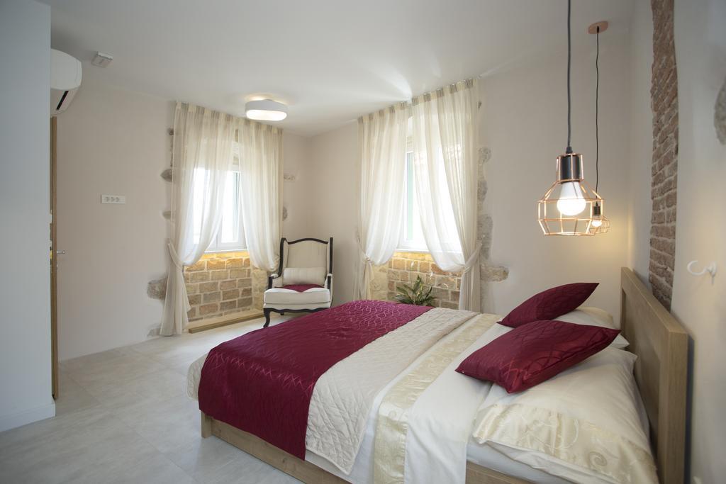 Deluxe Double Room,389964081:JPEG
