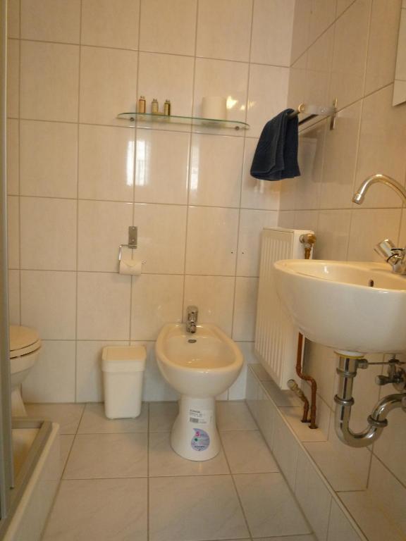 Double Room,184924461:JPEG