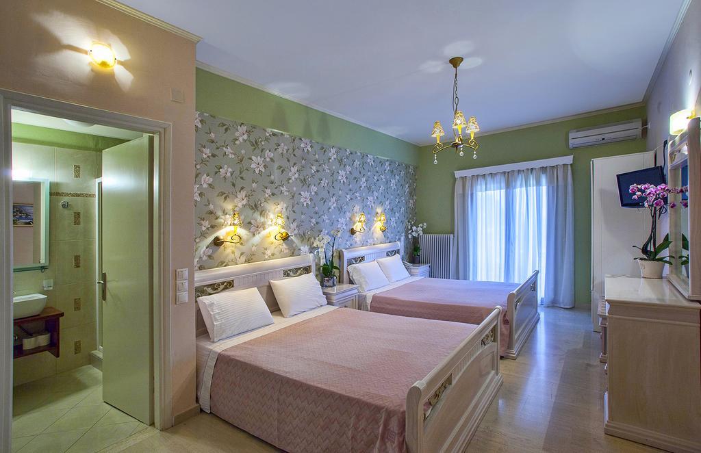 Vierbettzimmer mit Balkon