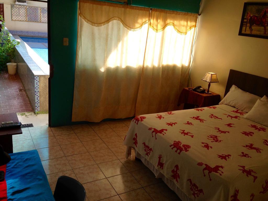 Quarto Duplo