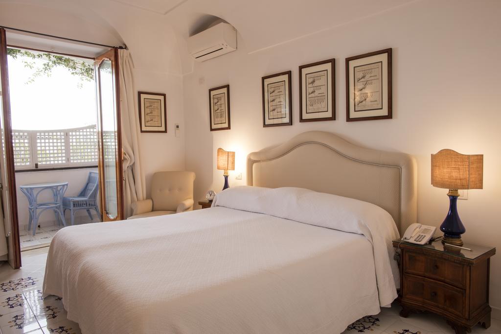 Double or Twin Room with Pool View,397653954:JPEG