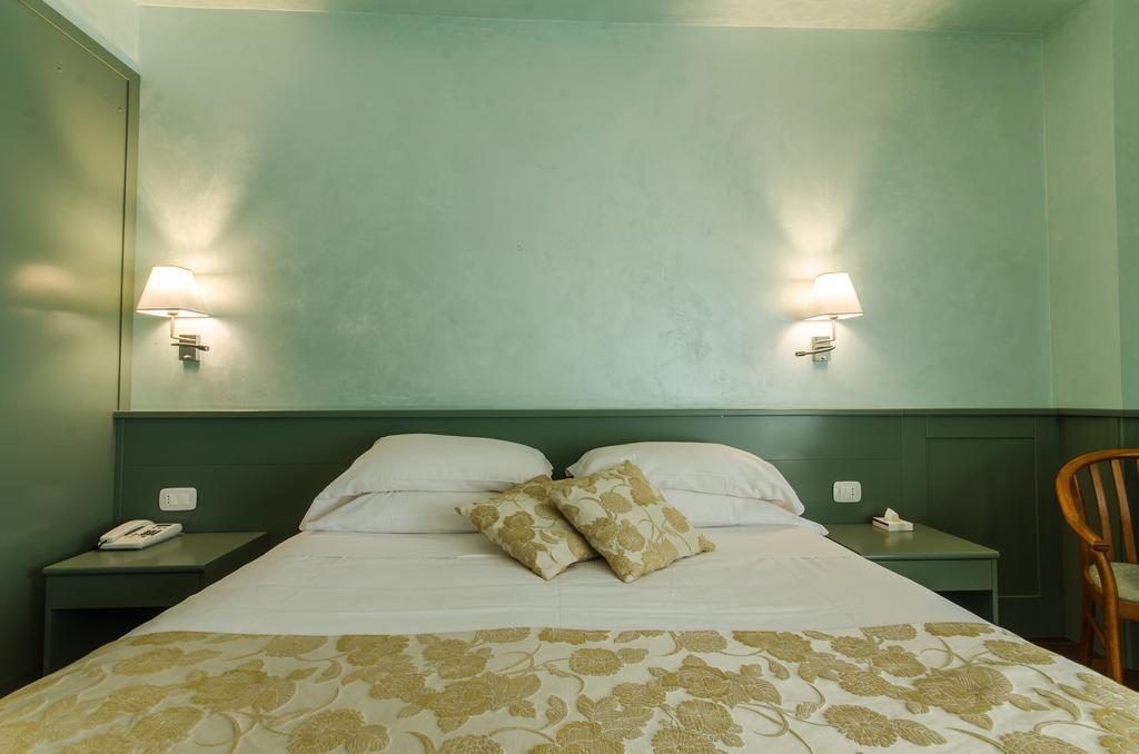 Camera Matrimoniale Superior