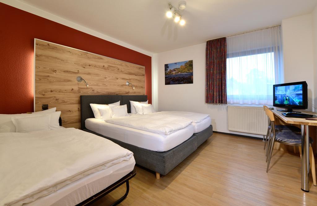 Dreibettzimmer