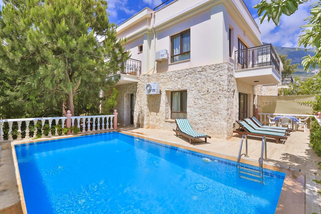 Villa mit 3 Schlafzimmern und privatem Pool