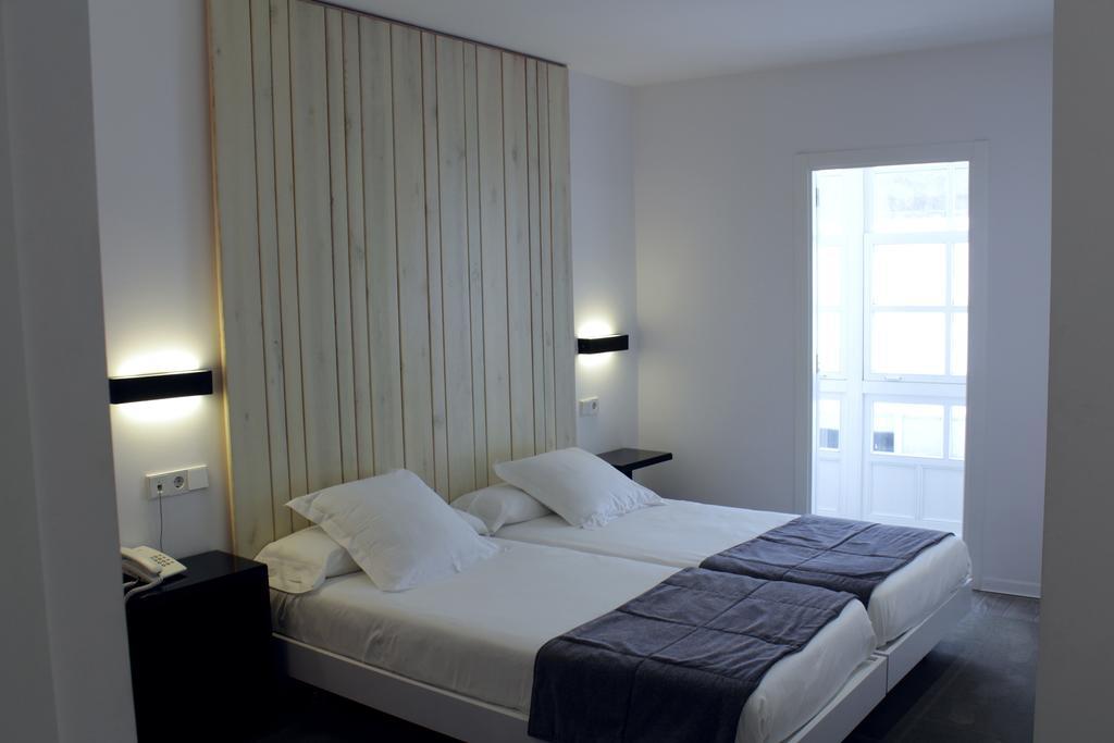 Twin Room,830933717:JPEG