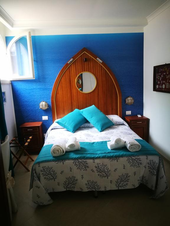 Deluxe Doppel-/Zweibettzimmer