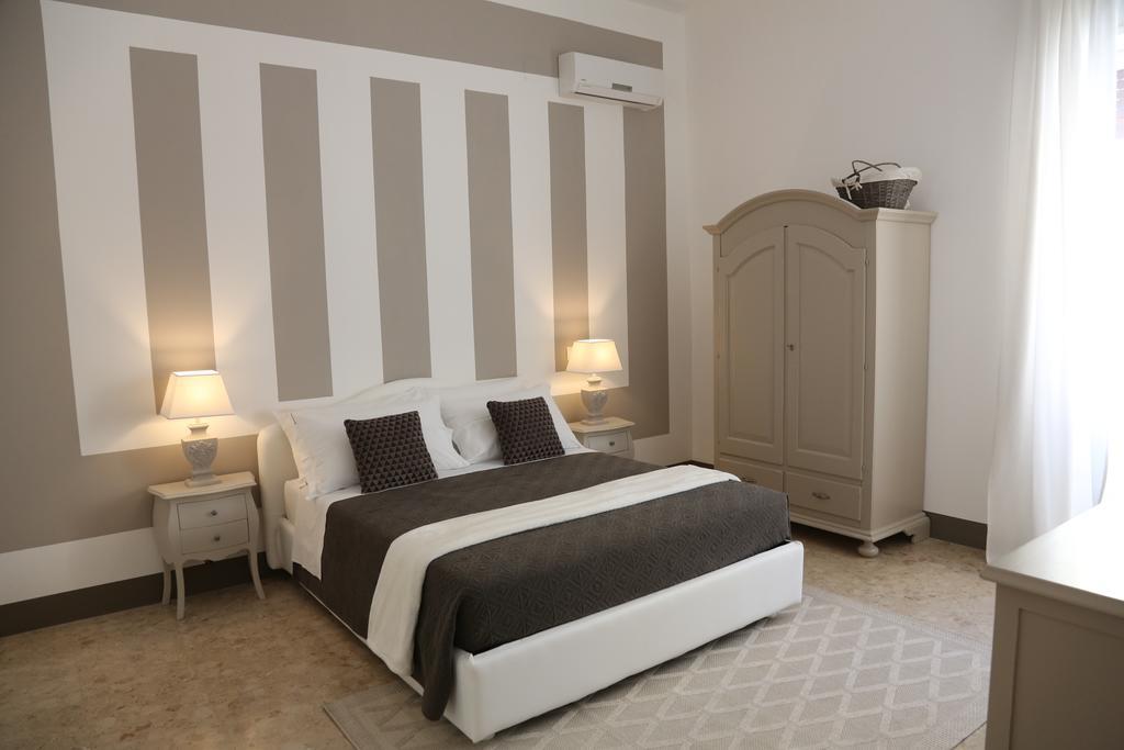 Deluxe Room,415749273:JPEG