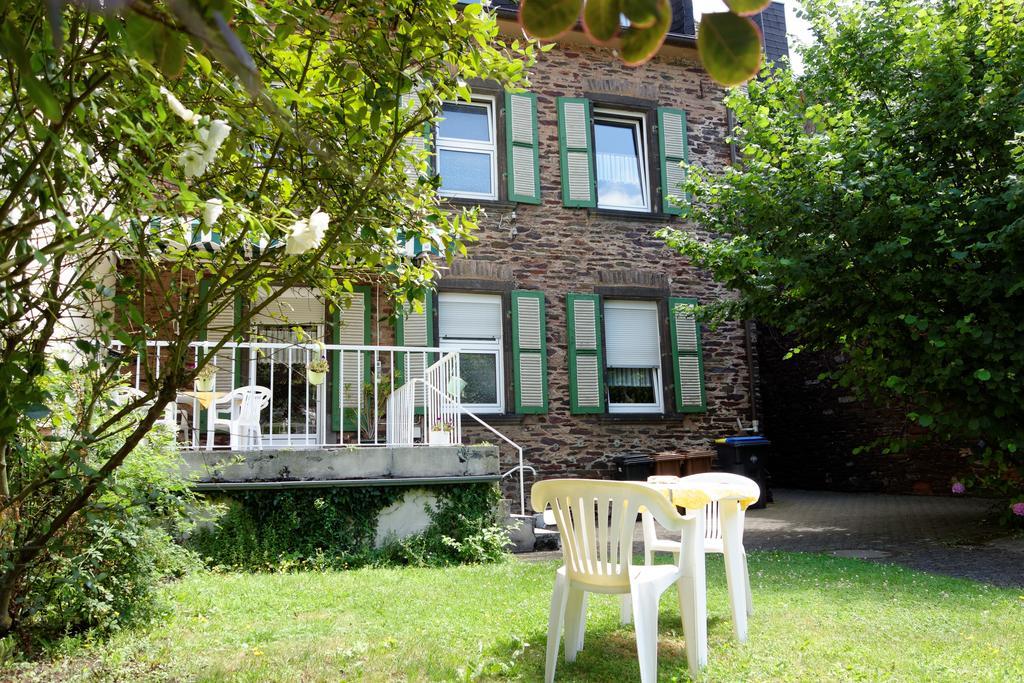 Apartment mit Terrasse