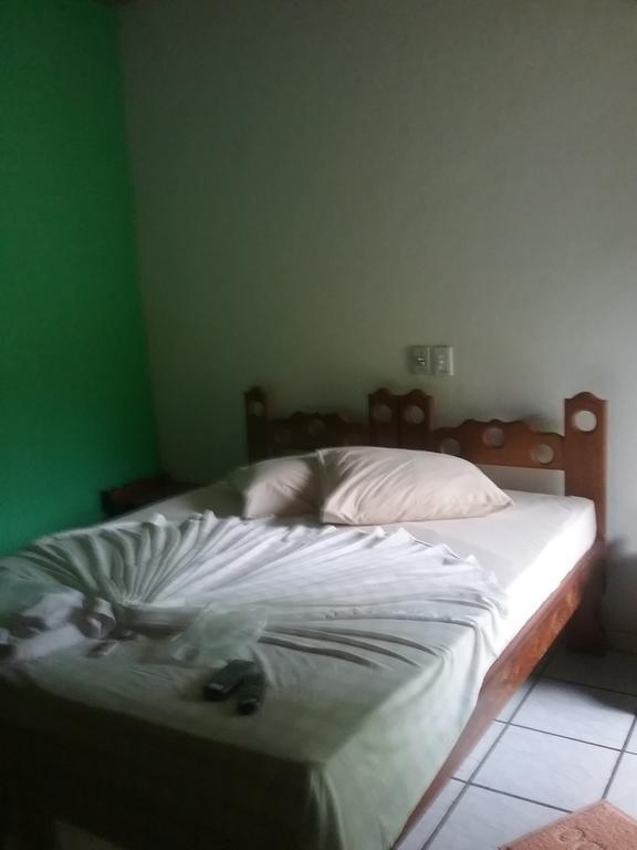 Quarto com Banheiro Privativo