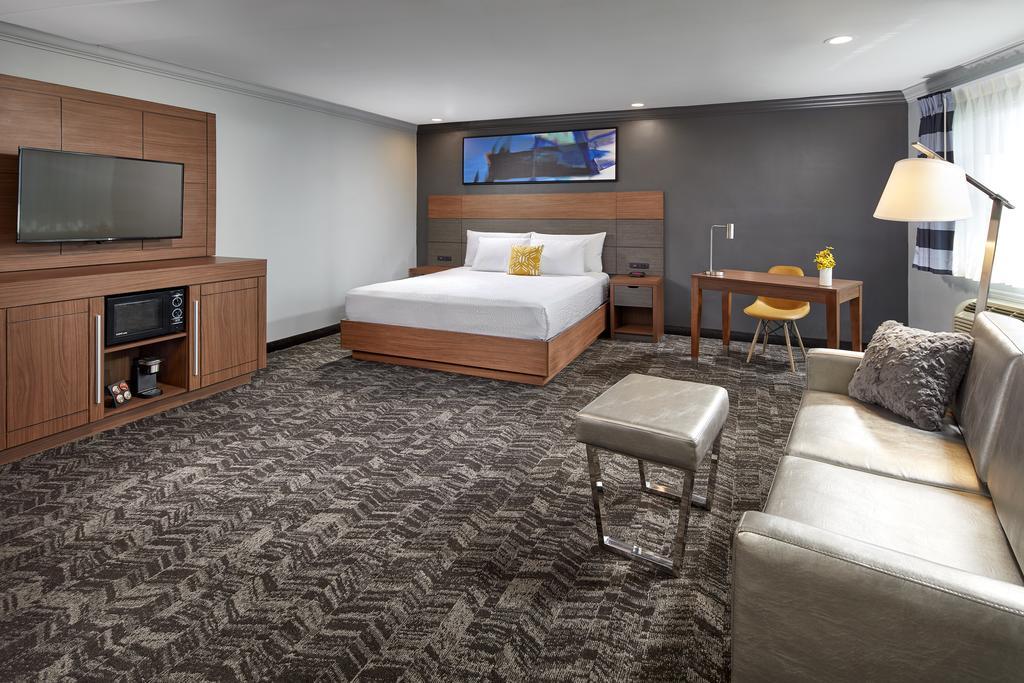 King Suite