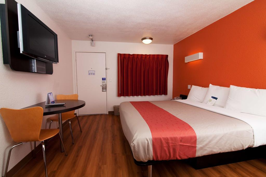 Quadruple Room Disability Access Non-Smoking,425028411:JPEG