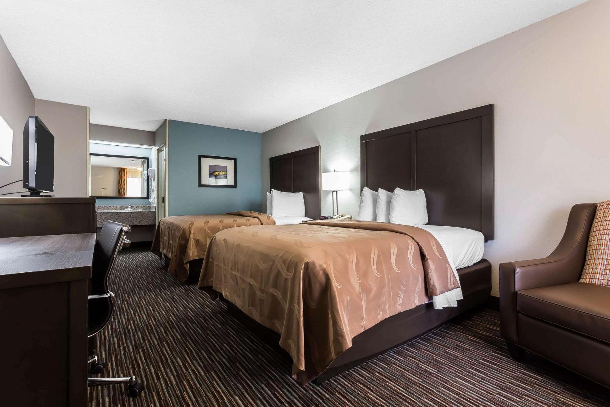 Queen Room with Two Queen Beds - Non-Smoking