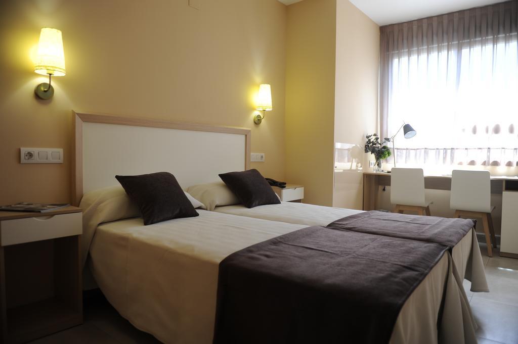 Tweepersoonskamer met 2 Aparte Bedden