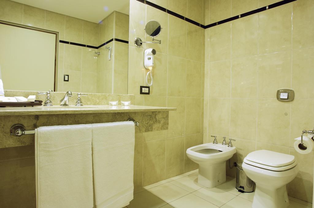 Quarto Superior com Cama King-size