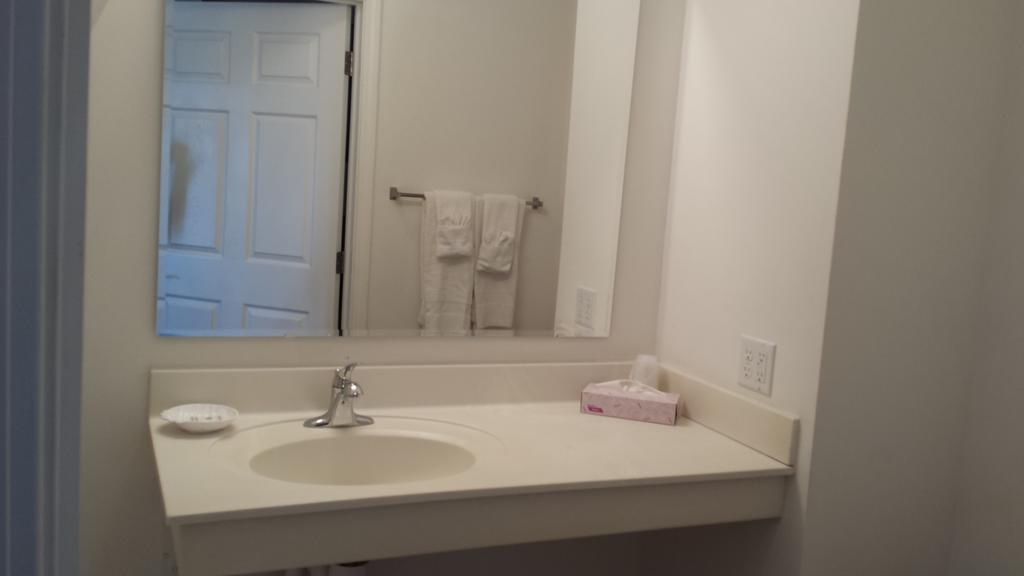Double Room with Mobility Access and Bathtub with Grab Bars, Non-Smoking