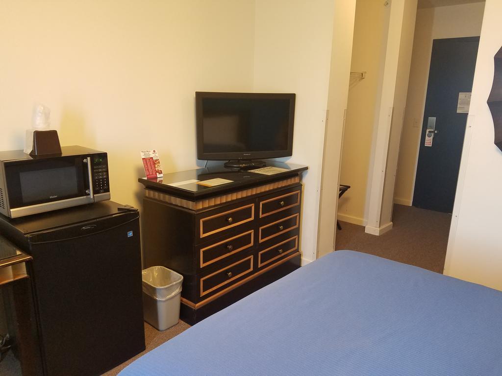 Double Room - Non-Smoking