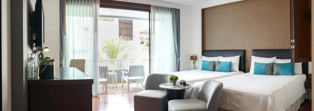 Deluxe Zimmer mit Balkon (4 Erwachsene)