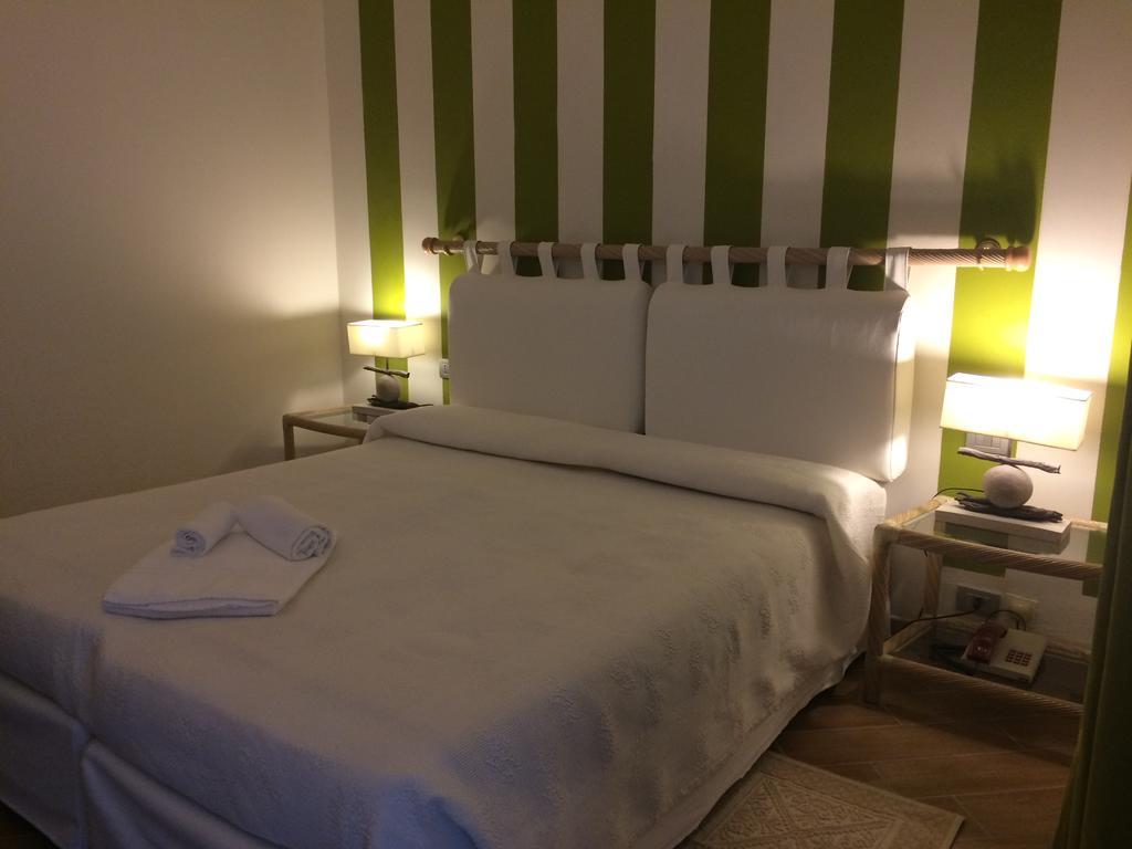 Superior Double or Twin Room,444743511:JPEG