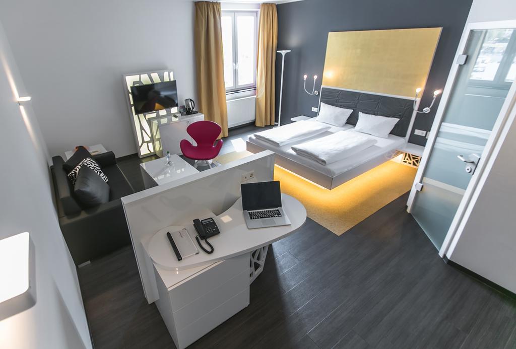 Deluxe Single Room,445380675:JPEG