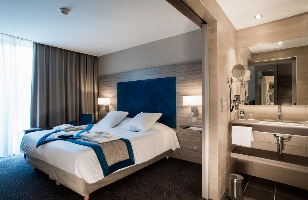 Superior Double or Twin Room,1583650268:JPEG