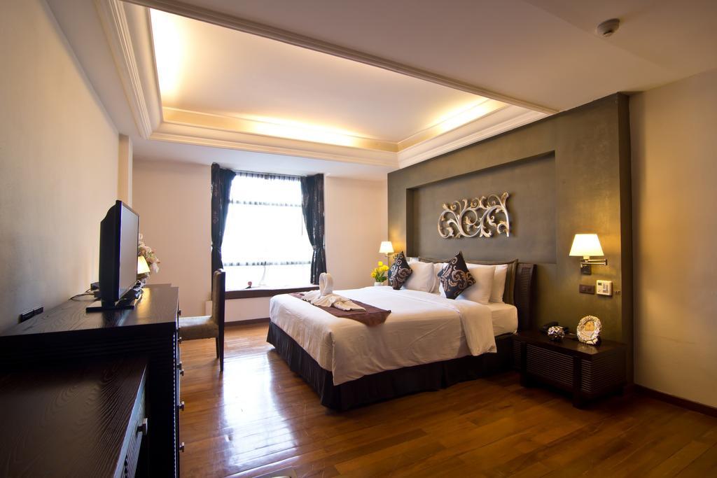 Two-Bedroom Mantra Suite